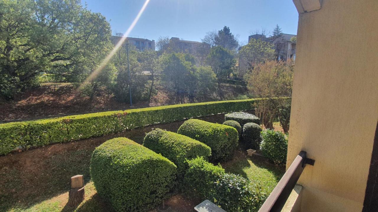 Le Studio Des Garrigues - Climatise Gréoux-les-Bains Eksteriør bilde